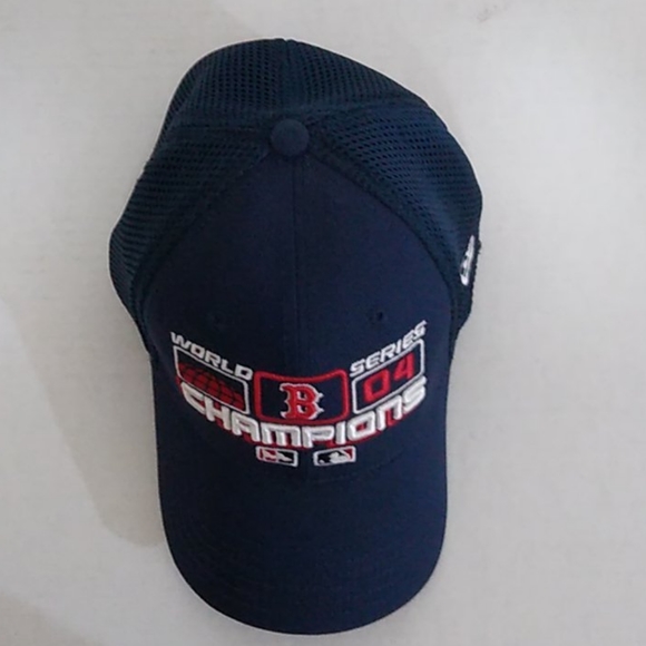 Boston Red Sox 2004 World Series Champions Hat - Picture 16 of 16